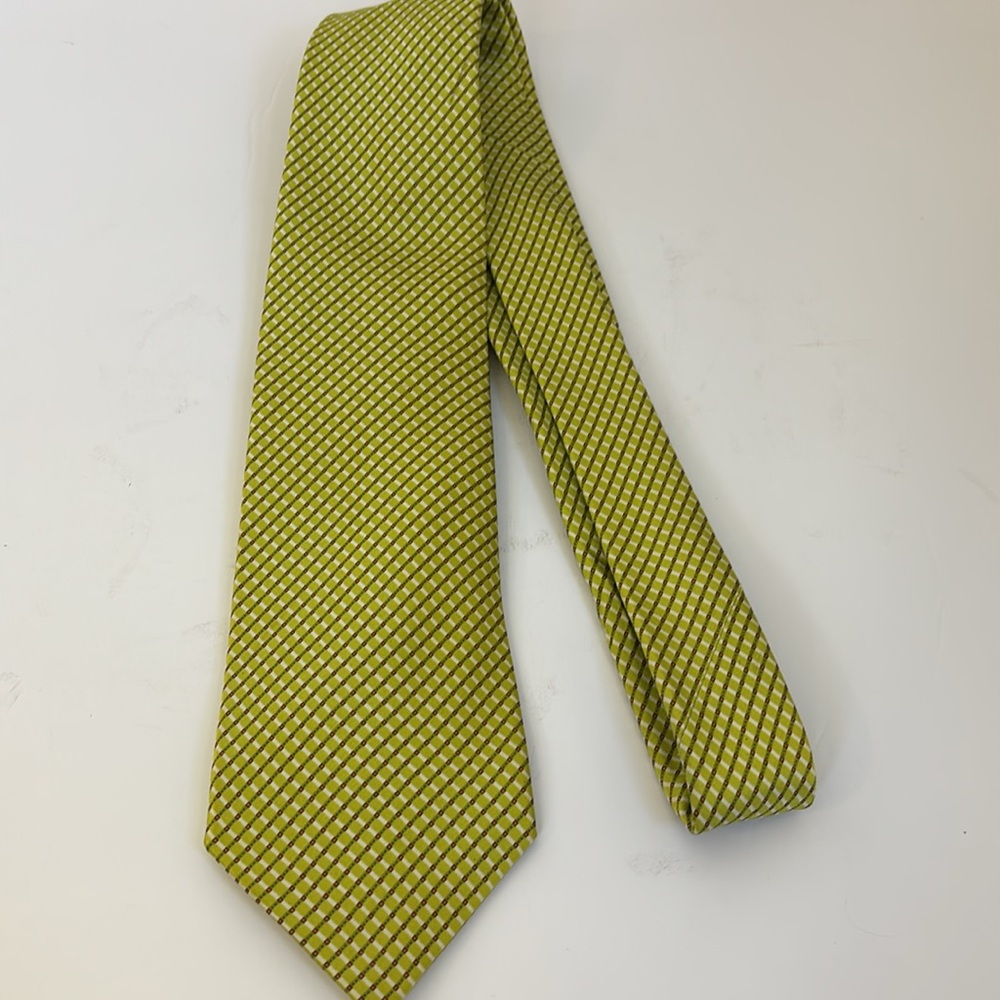 Men’s lime green geometric pattern bright statement neck tie countess Mara tie